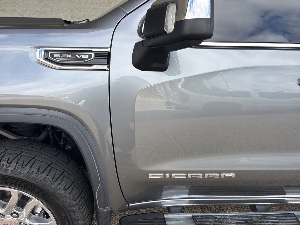 Used 2021 GMC Sierra 1500 SLT w/ SLT Premium Plus Package AWD/4WD image 31