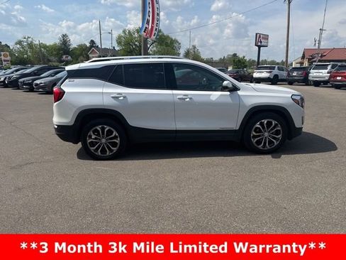 Used 2020 GMC Terrain SLT w/ Preferred Package AWD/4WD image 2