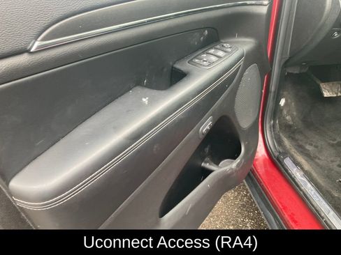 Used 2015 Jeep Grand Cherokee Limited image 13