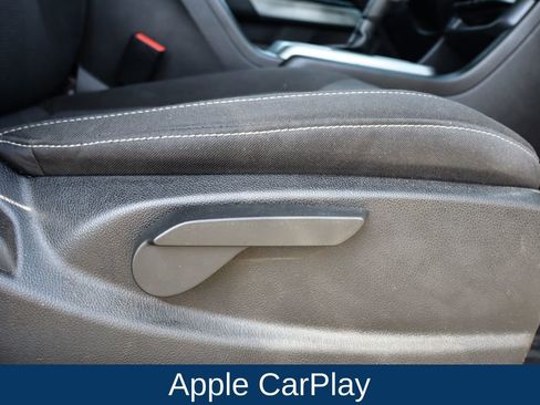 Used 2017 Chevrolet Colorado LT image 16