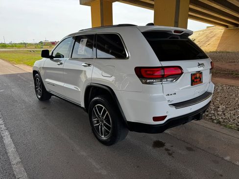 Used 2021 Jeep Grand Cherokee Limited w/ Trailer Tow Group IV image 5