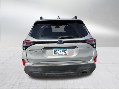Used 2025 Subaru Forester Premium AWD/4WD image 15