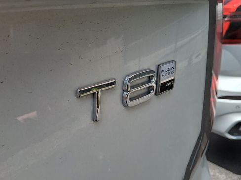 New 2026 Volvo XC90 T8 Plus w/ Protection Package Premier AWD/4WD image 8
