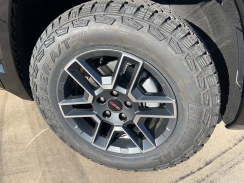 New 2026 GMC Terrain AT4 w/ LPO, Black Badging Package image 8