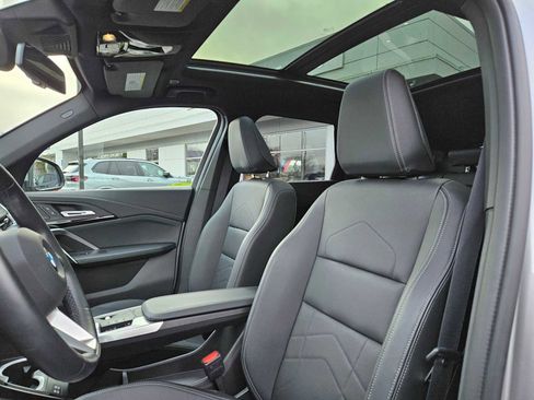 Used 2025 BMW X1 xDrive28i w/ Convenience Package image 25