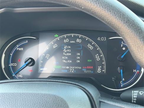 Used 2025 Toyota RAV4 XLE image 32