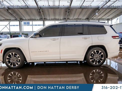 Used 2023 Jeep Grand Cherokee L Overland image 2