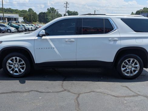 Used 2018 Chevrolet Traverse LT AWD/4WD image 4