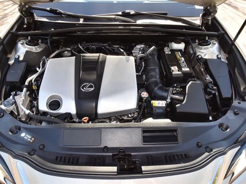 Used 2019 Lexus ES 350 350 w/ Accessory Package 2 image 38