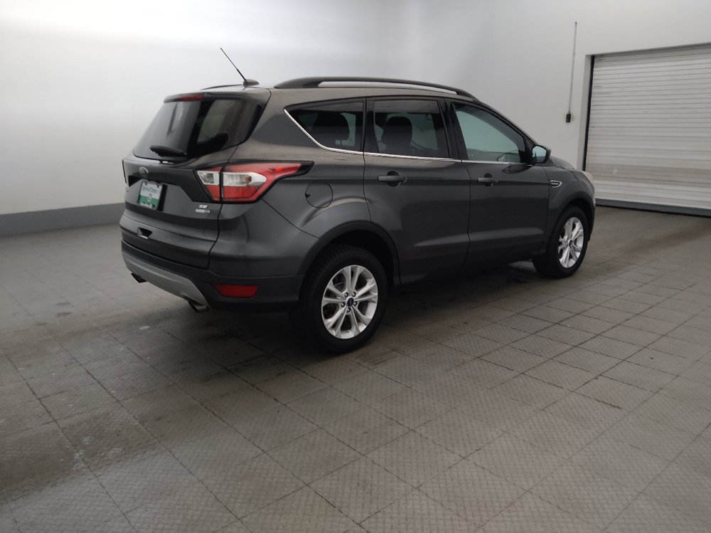 Used 2017 Ford Escape SE w/ Equipment Group 201A AWD/4WD image 10