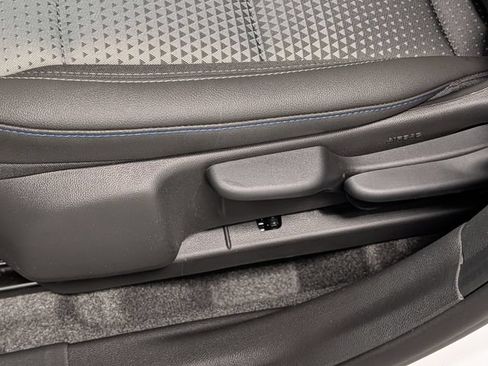 New 2026 Chevrolet Trax LT w/ LT Convenience Package FWD image 10