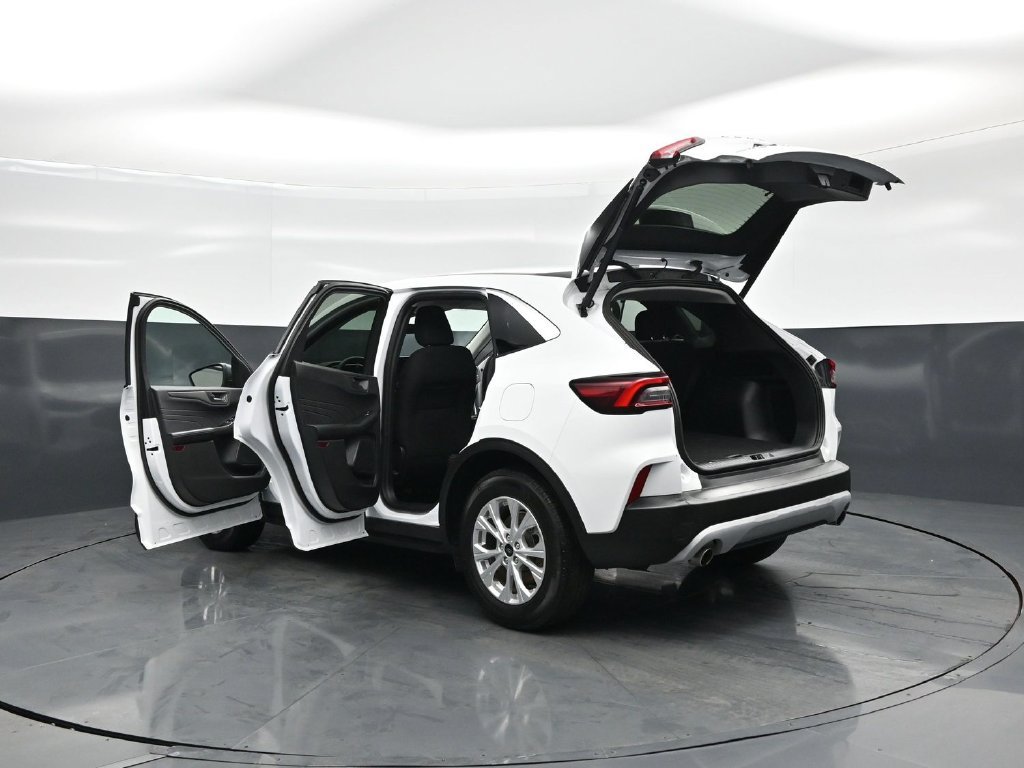 Certified 2023 Ford Escape Active FWD image 19