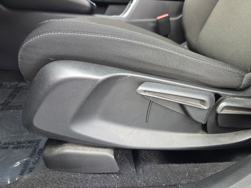 Used 2025 Honda CR-V LX image 28