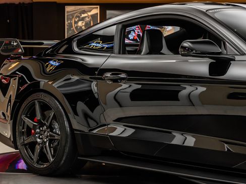 Used 2020 Ford Mustang Shelby GT500 w/ Carbon Fiber Track Pack image 22