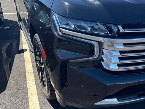 Used 2021 Chevrolet Tahoe High Country AWD/4WD image 3