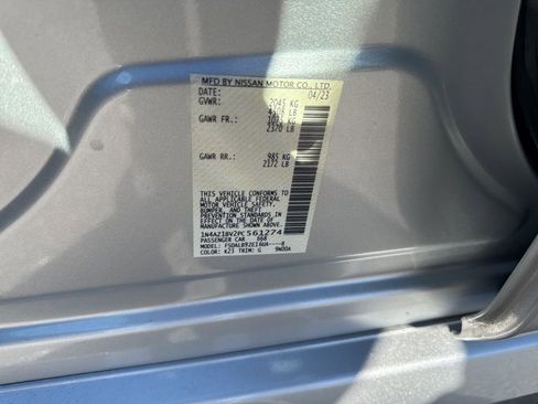 Used 2023 Nissan Leaf S image 32