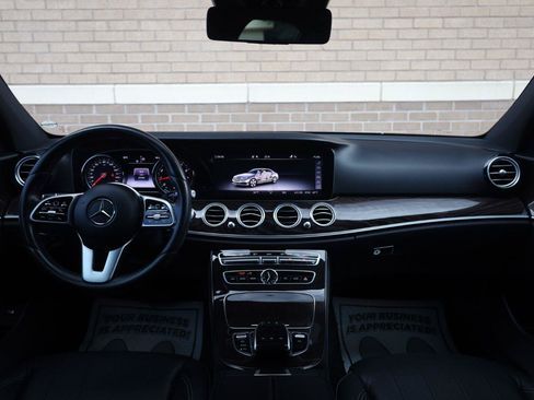 Used 2019 Mercedes-Benz E 300 image 30