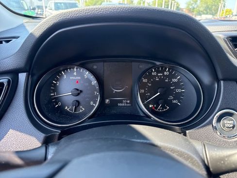 Used 2017 Nissan Rogue Sport SL AWD/4WD image 33
