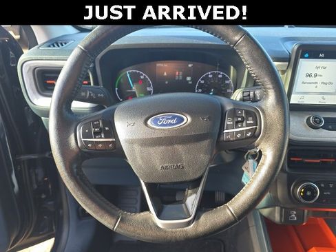 Used 2022 Ford Maverick XLT w/ XLT Luxury Package image 12