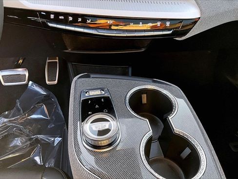 Certified 2025 Cadillac Optiq Luxury 2 w/ LPO, Floor Liner Package image 15