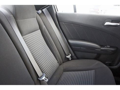 Used 2020 Dodge Charger SXT w/ Driver Convenience Group image 15
