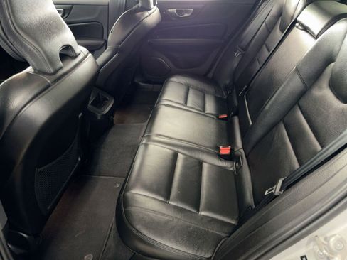 Used 2024 Volvo S60 B5 Plus image 14