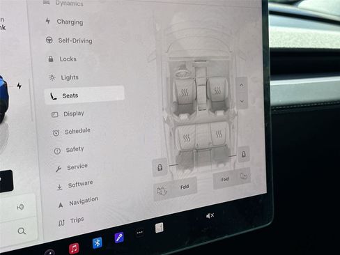 Used 2026 Tesla Model Y Long Range RWD image 39