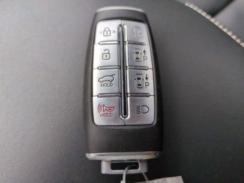 Certified 2023 Genesis Electrified GV70 Advanced image 29