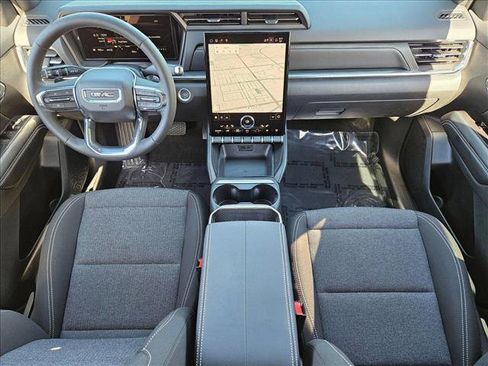 New 2025 GMC Terrain Elevation image 15