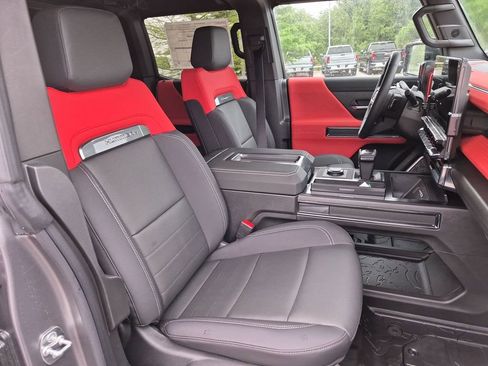 New 2026 GMC Hummer EV 3X w/ Carbon Fiber Edition Package AWD/4WD image 38
