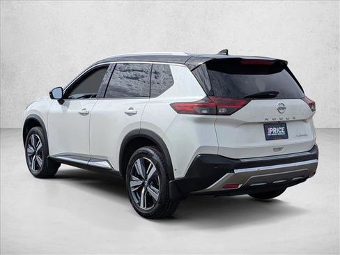 Used 2021 Nissan Rogue Platinum FWD image 9