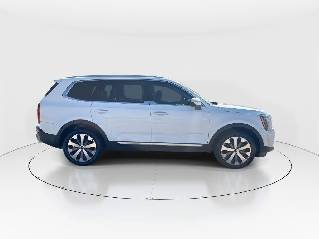 Used 2022 Kia Telluride S AWD/4WD image 9