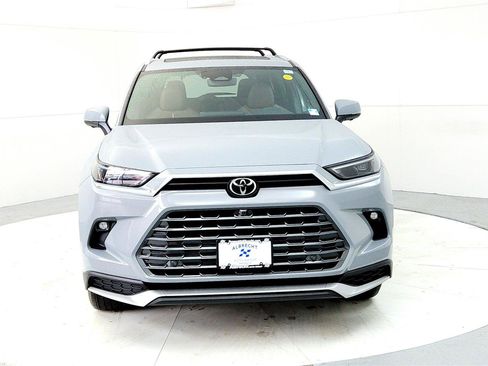 New 2026 Toyota Grand Highlander AWD Hybrid image 8