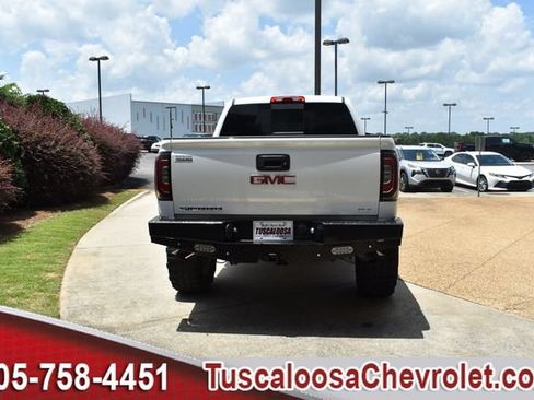 Used 2018 GMC Sierra 1500 SLT AWD/4WD image 8