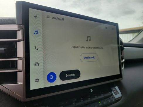 Used 2025 Toyota Tundra Limited image 19