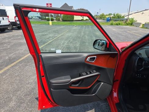 Used 2022 Kia Soul Turbo image 20