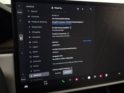 Used 2023 Tesla Model X image 28