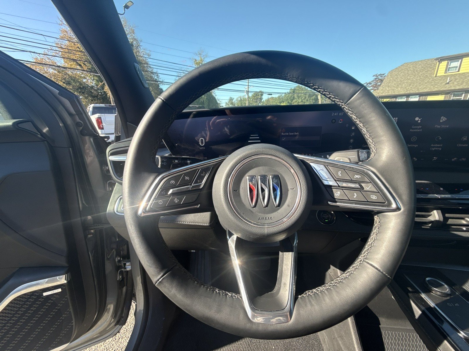 Used 2025 Buick Enclave Preferred FWD image 15