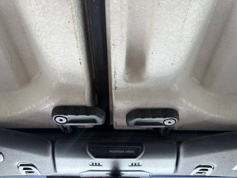 Used 2020 Jeep Wrangler Unlimited Sahara AWD/4WD image 17