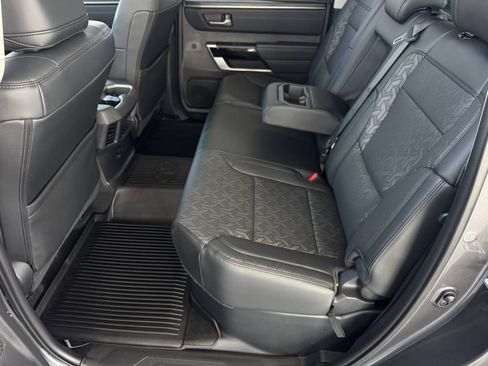 Used 2024 Toyota Tundra Limited AWD/4WD image 19