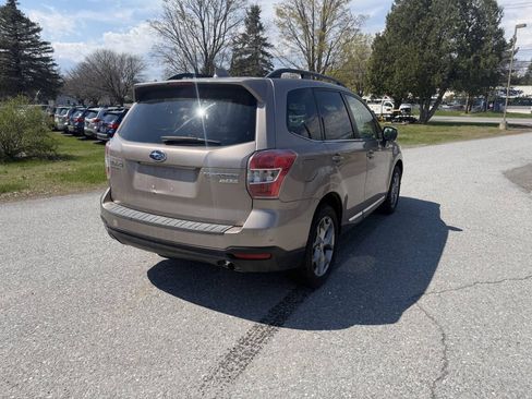 Used 2016 Subaru Forester 2.5i Touring w/ Popular Package #2 AWD/4WD image 5