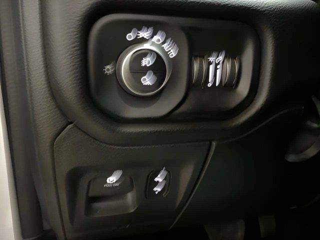 Used 2026 RAM 1500 Laramie AWD/4WD image 28