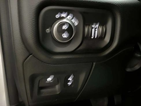 Used 2026 RAM 1500 Laramie AWD/4WD image 28