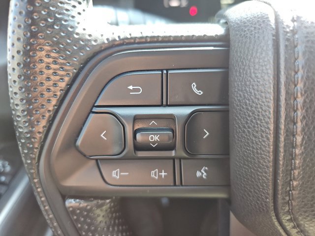 Certified 2025 Toyota Tacoma SR5 AWD/4WD image 17