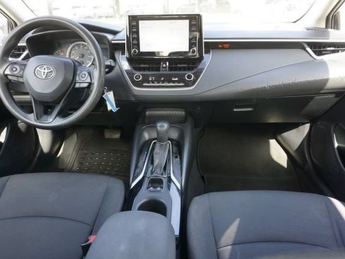 Used 2020 Toyota Corolla LE FWD image 6
