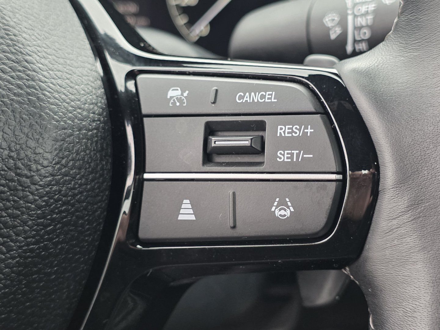 Certified 2025 Honda Civic Sport image 28
