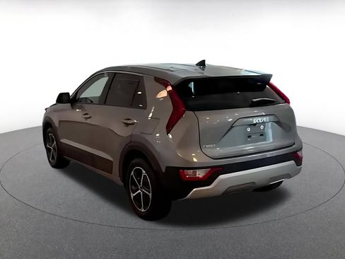 Used 2026 Kia Niro LX FWD image 6