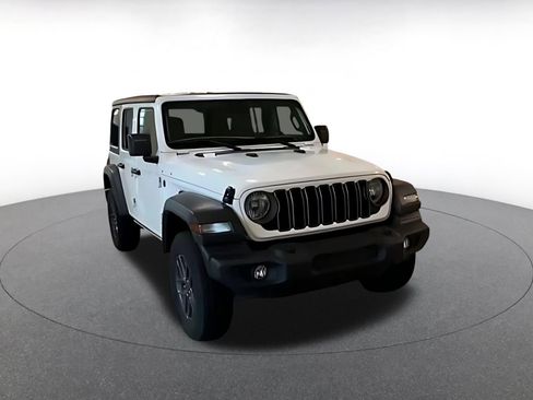 Used 2025 Jeep Wrangler Unlimited Sport AWD/4WD image 16