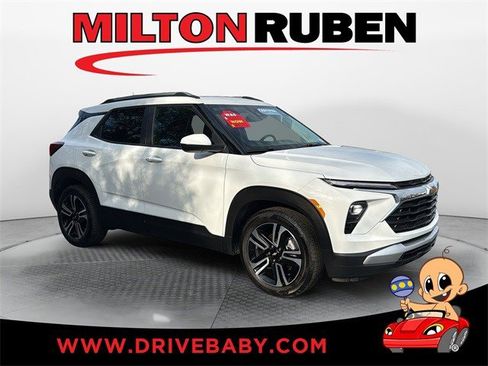 Certified 2026 Chevrolet TrailBlazer LT w/ Convenience Package image 1