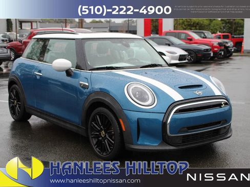 Used 2023 MINI Cooper SE image 5